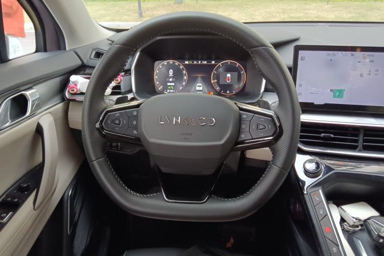 Used Lynk & Co 06 2023 Remix 1.5T Shero Steering Wheel
