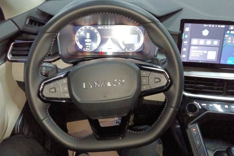 Used Lynk & Co 06 2023 Remix 1.5T Shero Steering Wheel