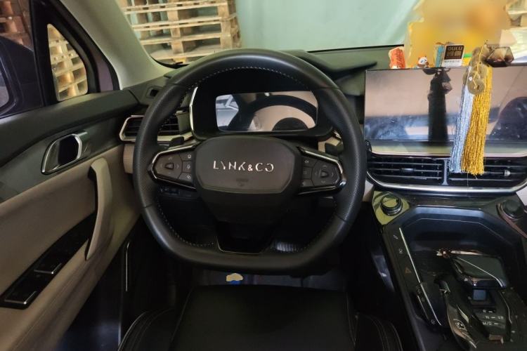 Used Lynk & Co 06 2023 Remix 1.5T Shero Steering Wheel