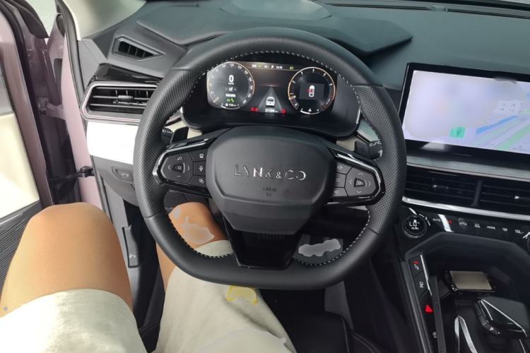Used Lynk & Co 06 2023 Remix 1.5T Shero Steering Wheel
