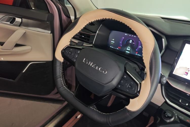 Used Lynk & Co 06 2023 Remix 1.5T Shero Steering Wheel