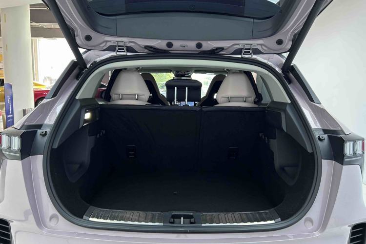 Used Lynk & Co 06 2023 Remix 1.5T Shero Trunk