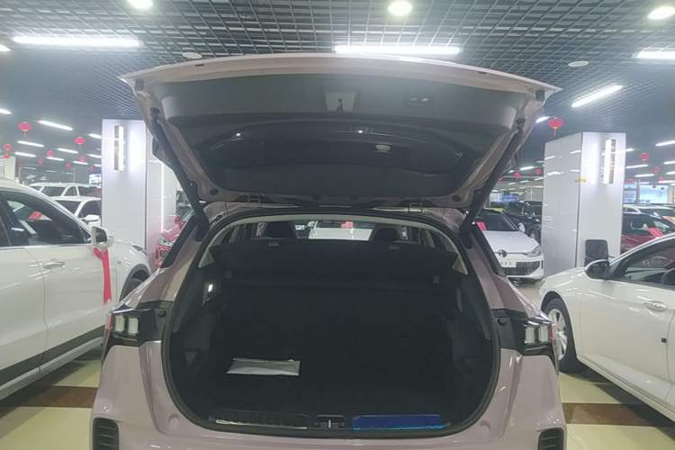 Used Lynk & Co 06 2023 Remix 1.5T Shero Trunk