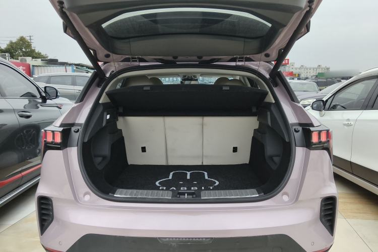 Used Lynk & Co 06 2023 Remix 1.5T Shero Trunk