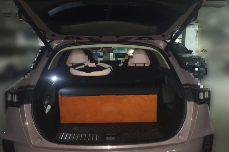 Used Lynk & Co 06 2023 Remix 1.5T Shero Trunk