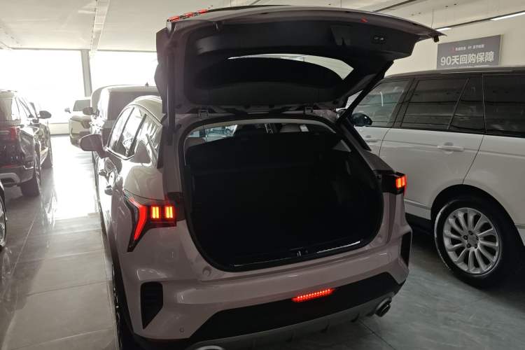Used Lynk & Co 06 2023 Remix 1.5T Shero Trunk
