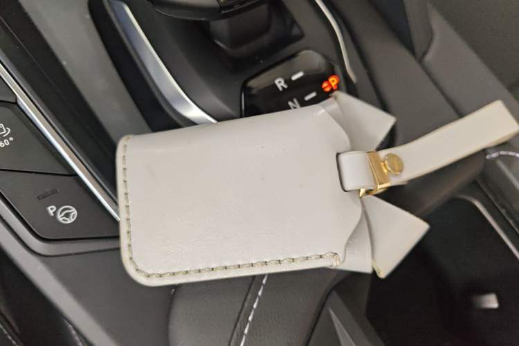 Used Lynk & Co 06 2023 Remix 1.5T YAO Halo Vehicle Key