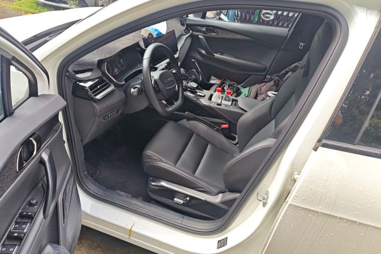 Used Lynk & Co 06 2023 Remix 1.5T JinPro Driver Seat