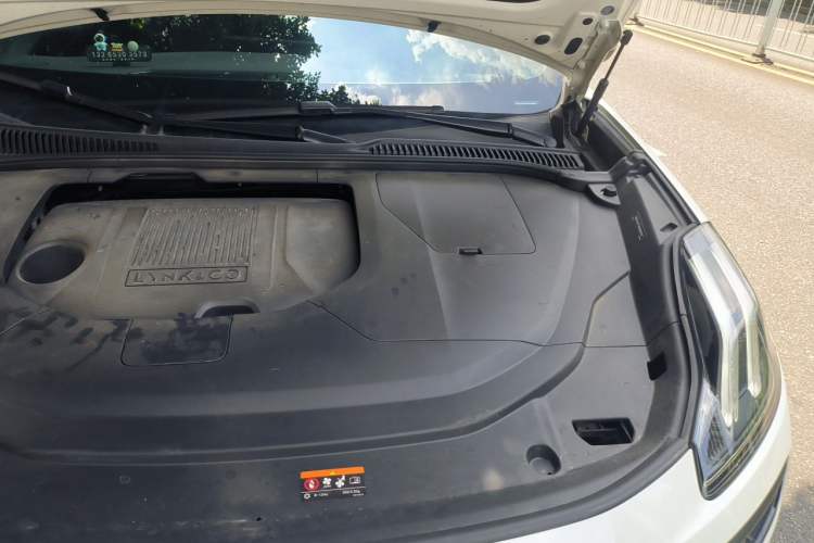 Used Lynk & Co 06 2023 Remix 1.5T JinPro Engine Bay Left