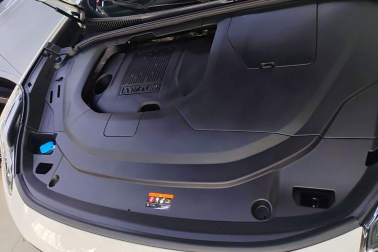 Used Lynk & Co 06 2023 Remix 1.5T Dynamic Halo Engine Bay