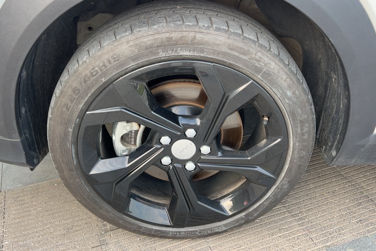 Used Lynk & Co 06 2023 Remix 1.5T Dynamic Halo Exterior 2