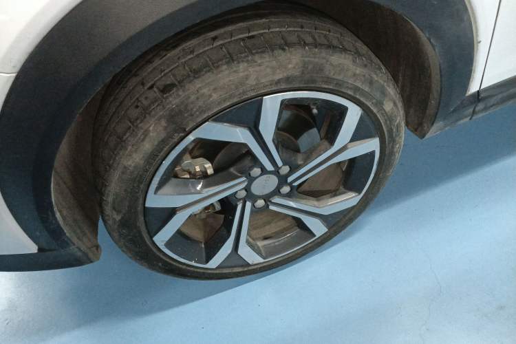Used Lynk & Co 06 2023 Remix 1.5T Dynamic Halo Exterior 4