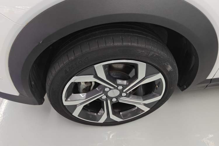 Used Lynk & Co 06 2023 Remix 1.5T Dynamic Halo Exterior 4