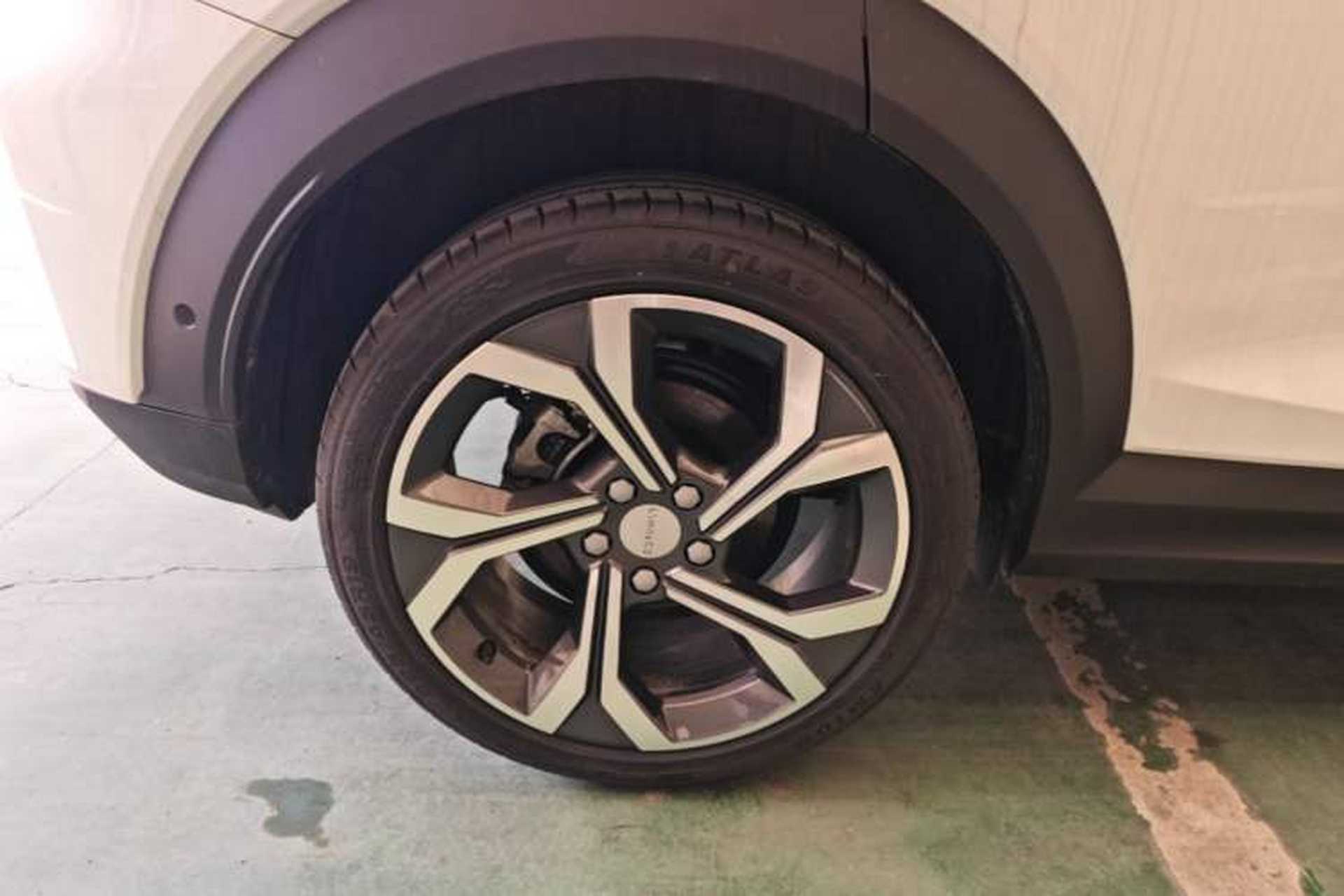 Used Lynk & Co 06 2023 Remix 1.5T Dynamic Halo Exterior 5