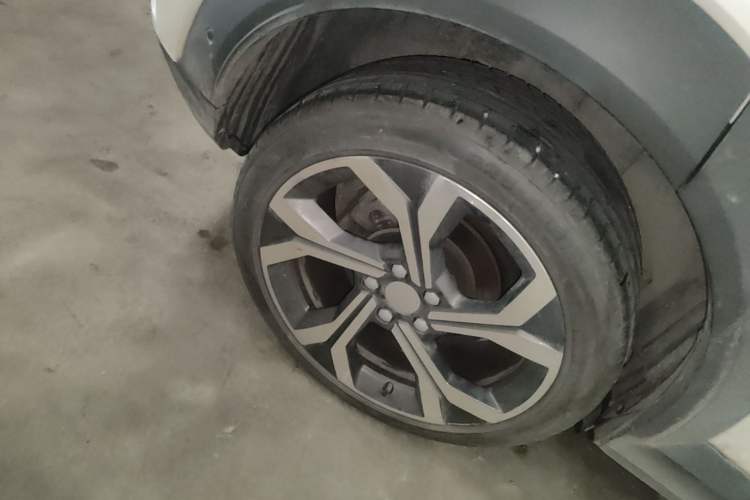 Used Lynk & Co 06 2023 Remix 1.5T Dynamic Halo Exterior 5