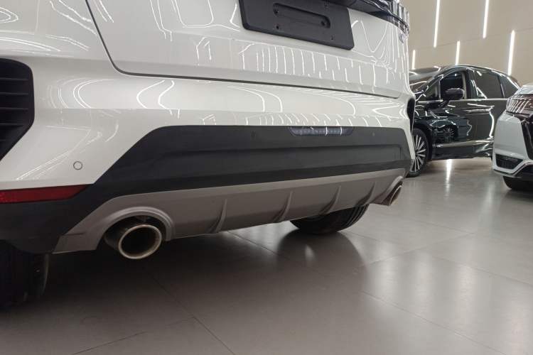 Used Lynk & Co 06 2023 Remix 1.5T Dynamic Halo Exterior 8