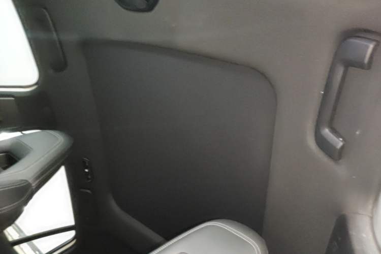 Used Lynk & Co 06 2023 Remix 1.5T JinPro Headliner