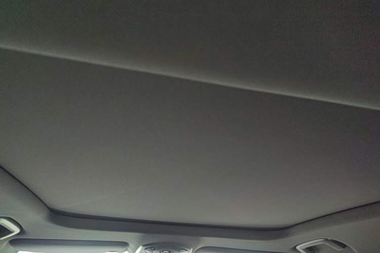 Used Lynk & Co 06 2023 Remix 1.5T Dynamic Halo Headliner