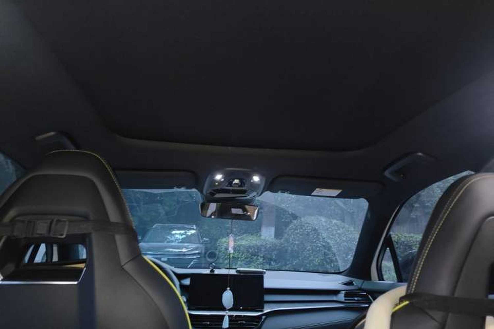 Used Lynk & Co 06 2023 Remix 1.5T Dynamic Halo Headliner