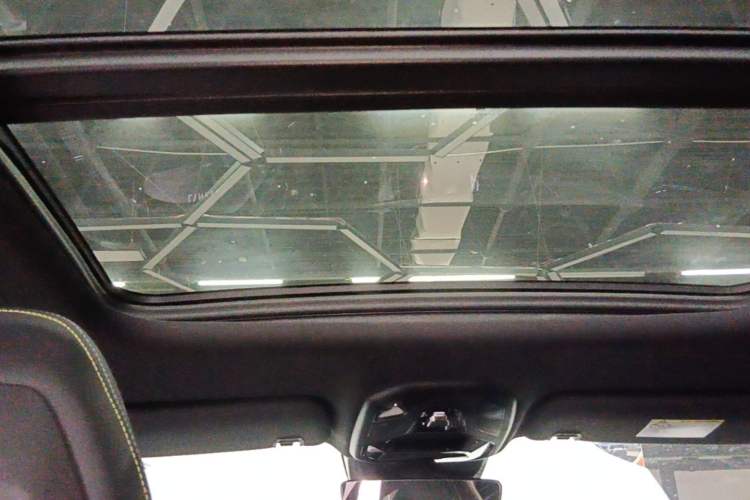 Used Lynk & Co 06 2023 Remix 1.5T Dynamic Halo Headliner