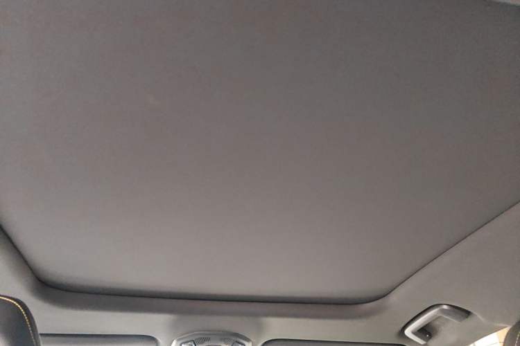 Used Lynk & Co 06 2023 Remix 1.5T Dynamic Halo Headliner