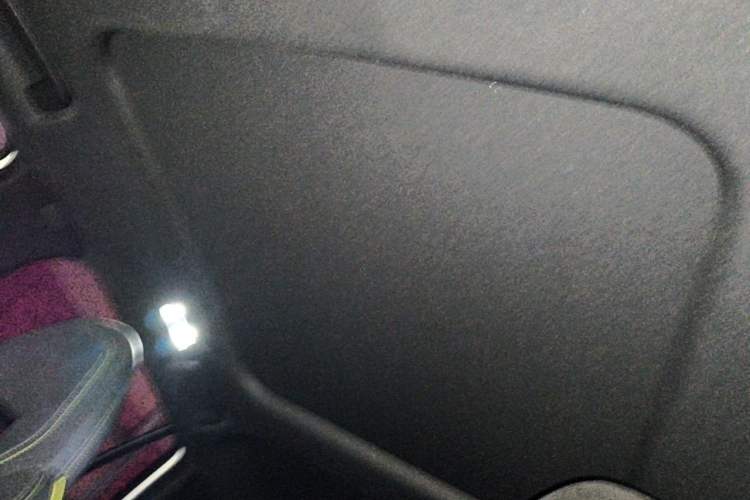 Used Lynk & Co 06 2023 Remix 1.5T Dynamic Halo Headliner