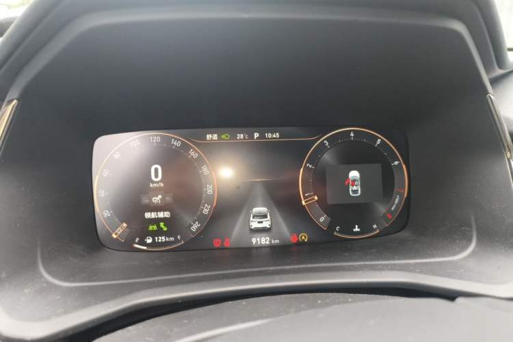 Used Lynk & Co 06 2023 Remix 1.5T Dynamic Halo Instrument Cluster