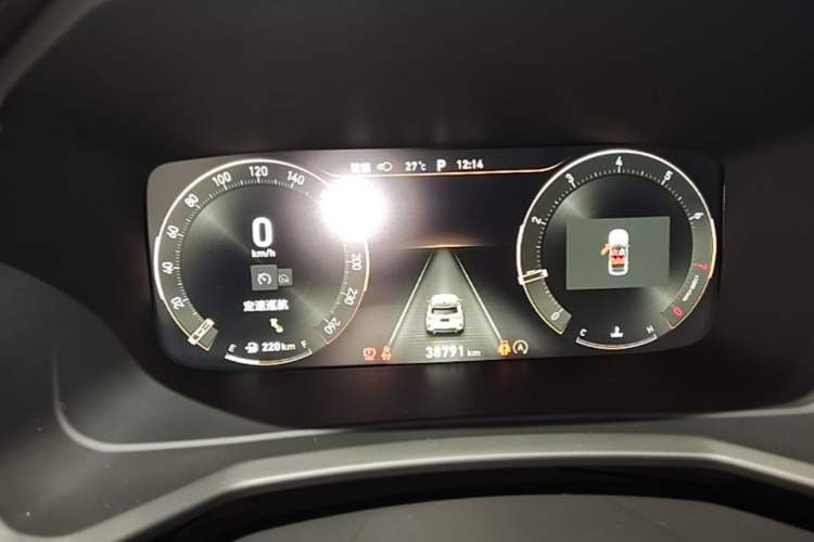 Used Lynk & Co 06 2023 Remix 1.5T JinPro Instrument Cluster