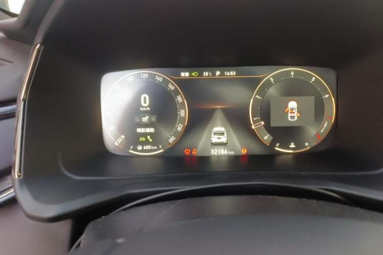 Used Lynk & Co 06 2023 Remix 1.5T Dynamic Halo Instrument Cluster