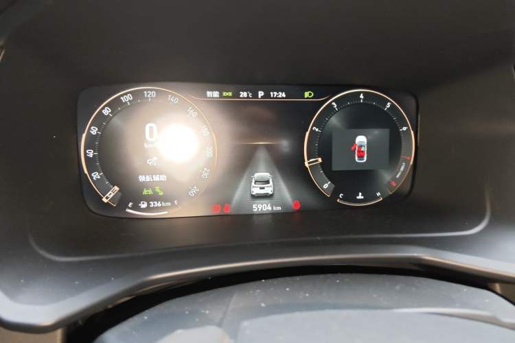 Used Lynk & Co 06 2023 Remix 1.5T Dynamic Halo Instrument Cluster