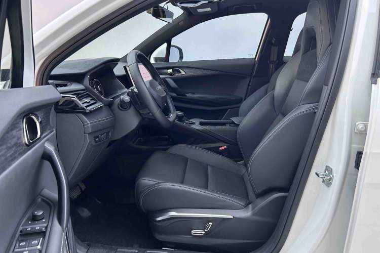 Used Lynk & Co 06 2023 Remix 1.5T JinPro Interior 1