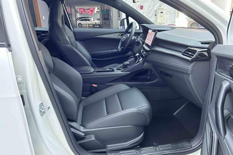 Used Lynk & Co 06 2023 Remix 1.5T JinPro Interior 3
