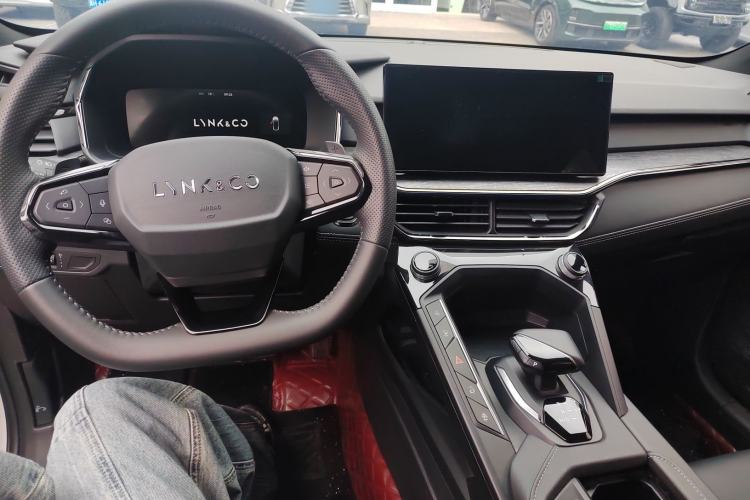 Used Lynk & Co 06 2023 Remix 1.5T JinPro Interior 3