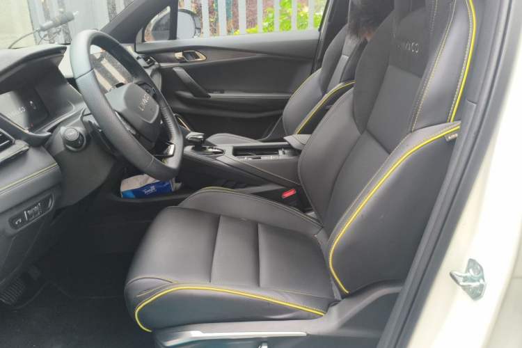 Used Lynk & Co 06 2023 Remix 1.5T Dynamic Halo Left Front Seat