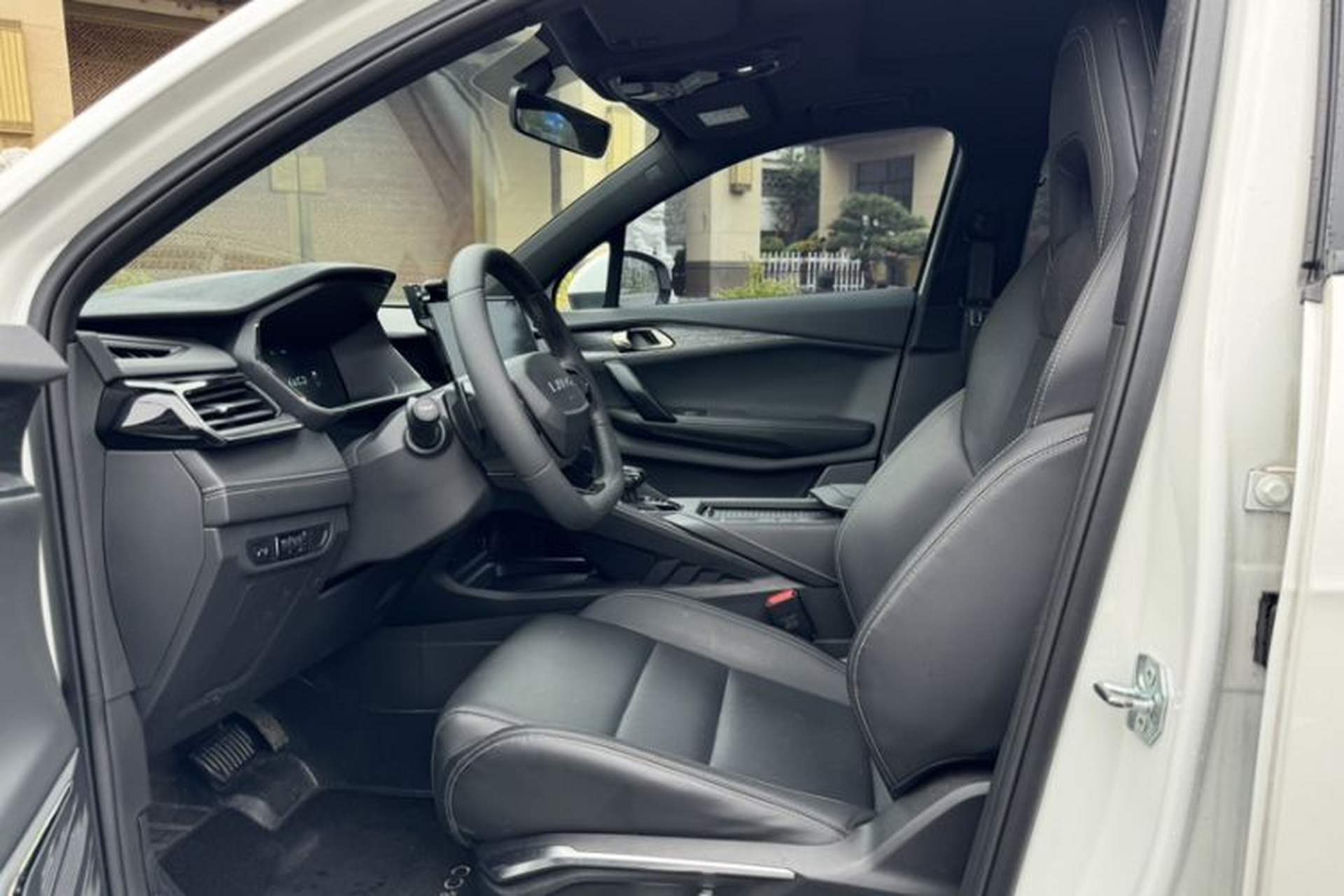 Used Lynk & Co 06 2023 Remix 1.5T JinPro Left Front Seat