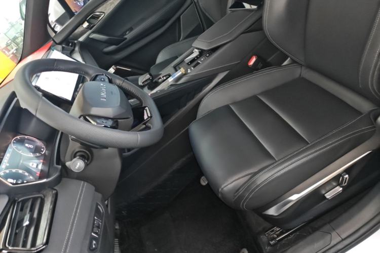 Used Lynk & Co 06 2023 Remix 1.5T JinPro Left Front Seat