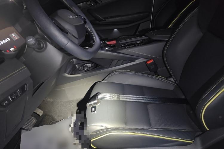 Used Lynk & Co 06 2023 Remix 1.5T Dynamic Halo Left Front Seat