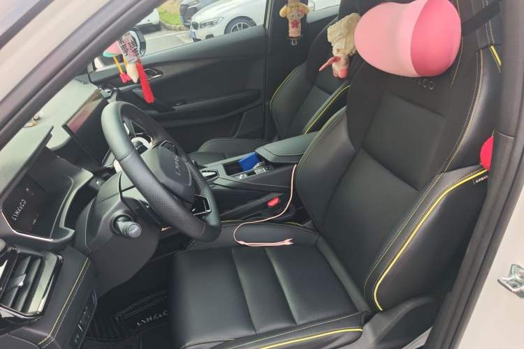 Used Lynk & Co 06 2023 Remix 1.5T Dynamic Halo Left Front Seat