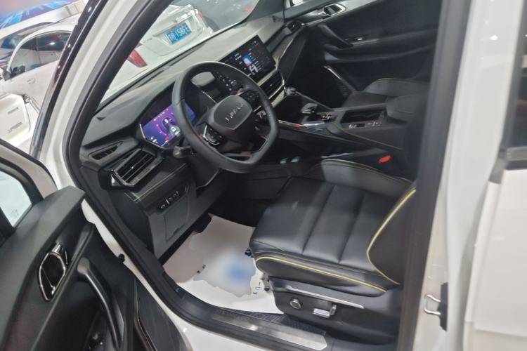 Used Lynk & Co 06 2023 Remix 1.5T Dynamic Halo Left Front Seat