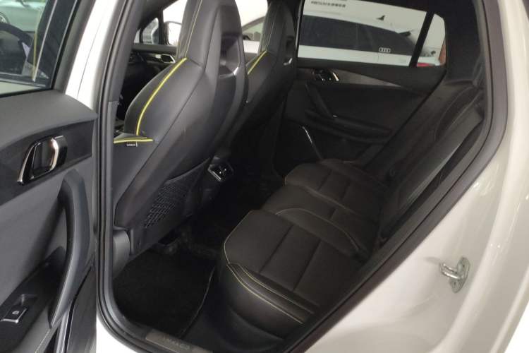 Used Lynk & Co 06 2023 Remix 1.5T Dynamic Halo Left Rear Seat