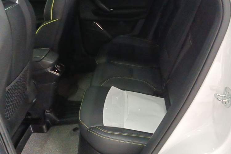 Used Lynk & Co 06 2023 Remix 1.5T Dynamic Halo Left Rear Seat