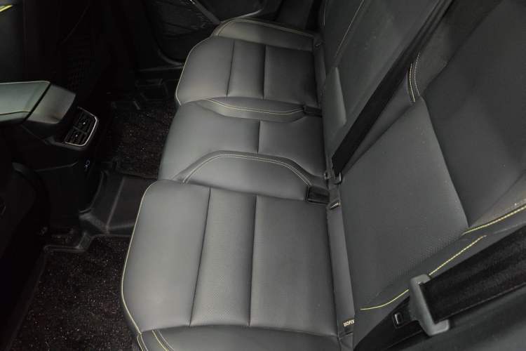 Used Lynk & Co 06 2023 Remix 1.5T Dynamic Halo Left Rear Seat