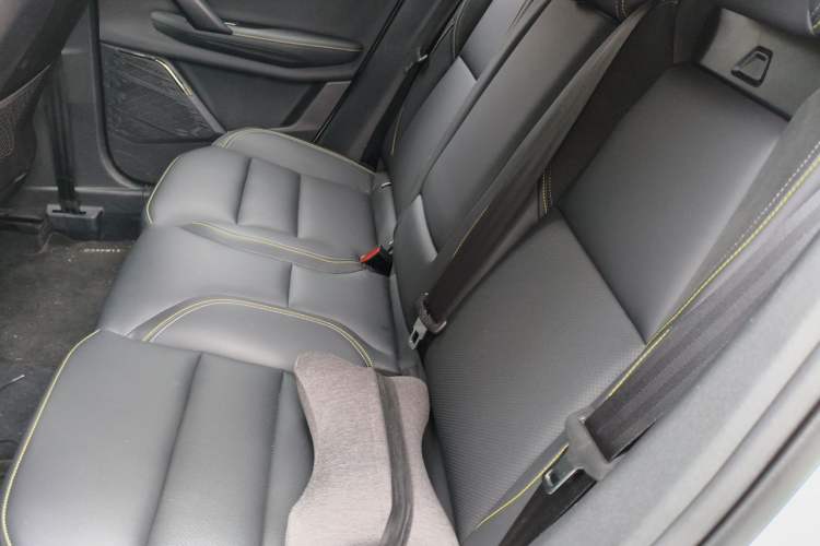 Used Lynk & Co 06 2023 Remix 1.5T Dynamic Halo Left Rear Seat