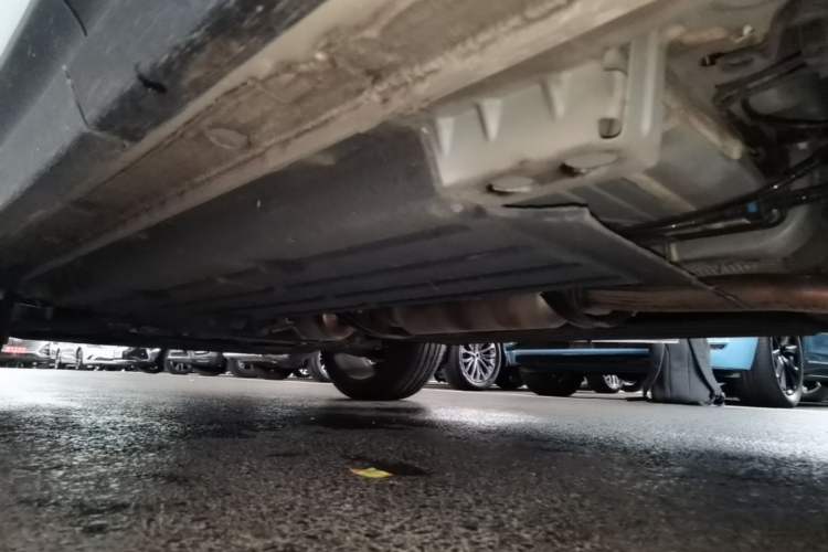 Used Lynk & Co 06 2023 Remix 1.5T Dynamic Halo Left Side Sill