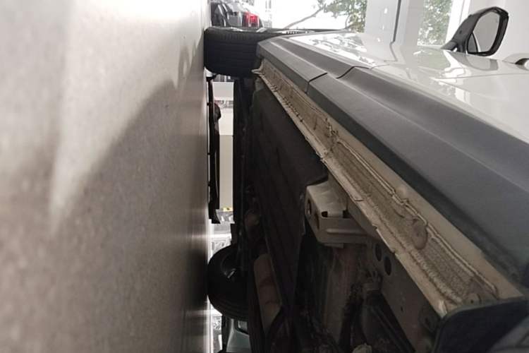 Used Lynk & Co 06 2023 Remix 1.5T JinPro Left Side Sill