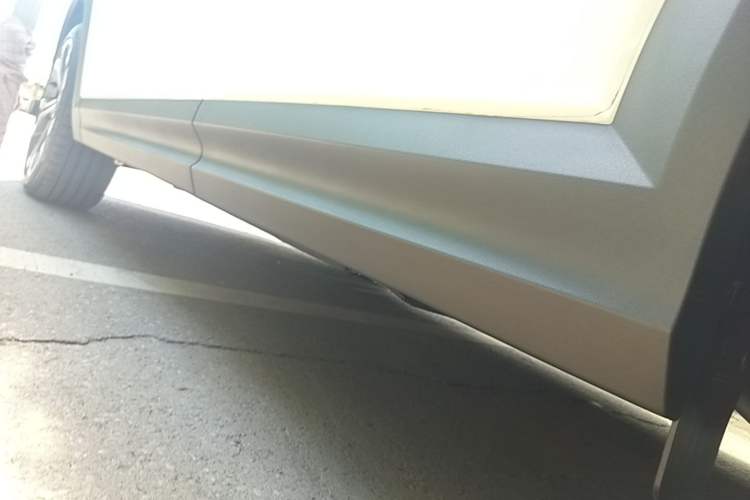 Used Lynk & Co 06 2023 Remix 1.5T Dynamic Halo Left Side Sill