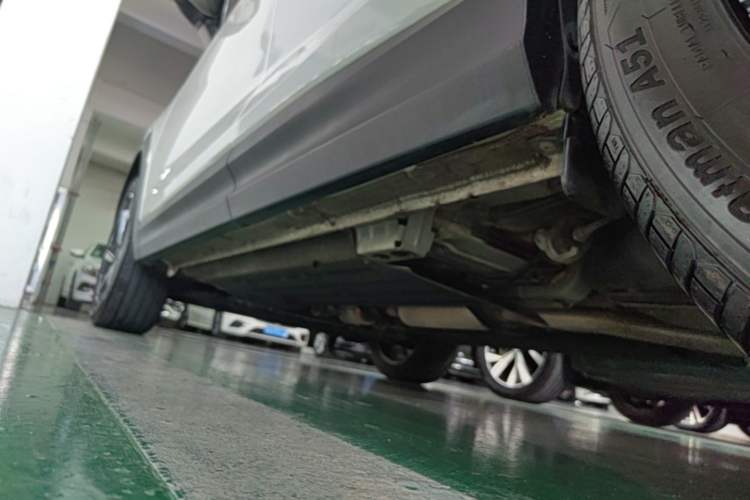 Used Lynk & Co 06 2023 Remix 1.5T JinPro Left Side Sill
