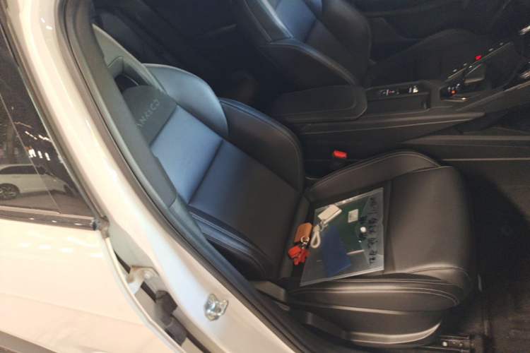 Used Lynk & Co 06 2023 Remix 1.5T JinPro Right Front Seat