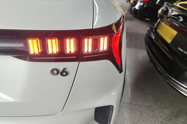 Used Lynk & Co 06 2023 Remix 1.5T Dynamic Halo Right Rear Taillight