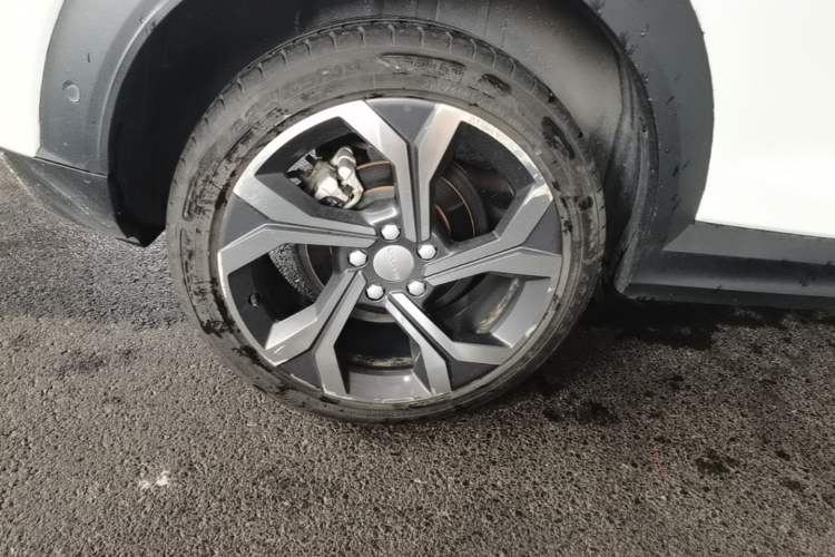 Used Lynk & Co 06 2023 Remix 1.5T Dynamic Halo Right Rear Wheel Hub
